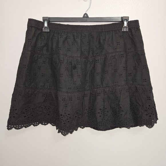 Jennifer & Grace Black Tiered Eyelet Skater Mini Skirt Size XL NWT - Picture 3 of 10